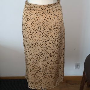 Maxi/midi length skirt
